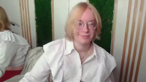 Hi im Amanda online show from 06/20/26, 12:41