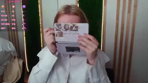 Hi im Amanda online show from 06/27/26, 12:22
