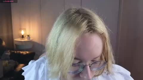Hi im Amanda online show from 06/28/26, 03:29