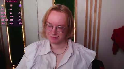 Hi im Amanda online show from 07/02/26, 01:50