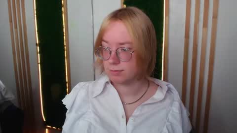 Hi im Amanda online show from 07/03/26, 12:22