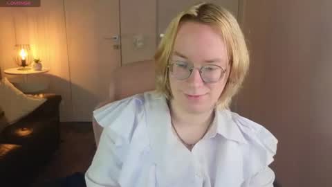Hi im Amanda online show from 07/04/26, 01:50