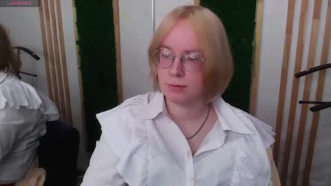 Hi im Amanda online show from 07/10/26, 11:24