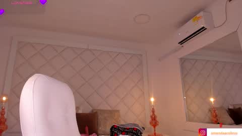 Snapshot of amanda_colin chatting on 10/05/25, 11:24 Amanda online show from 10/05/25, 11:24