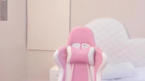 Amanda Noir online show from 10/28/25, 03:54