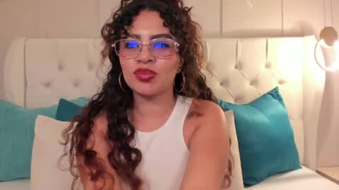 Snapshot of amanda_rios chatting on 05/06/26, 11:21 Amanda Rios online show from 05/06/26, 11:21