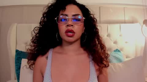 Snapshot of amanda_rios chatting on 05/24/26, 07:52 Amanda Rios online show from 05/24/26, 07:52