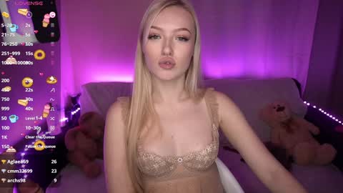 Amanda online show from 12/28/24, 05:14