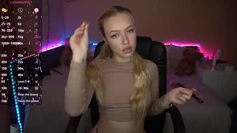 Snapshot of amandaafire chatting on 11/01/25, 06:59 Amanda online show from 11/01/25, 06:59