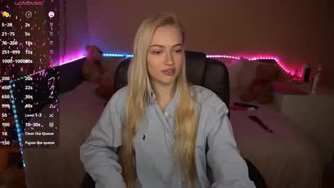 Amanda online show from 11/26/25, 07:20