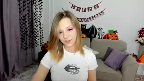 amandagracy_1 online show from 11/05/25, 11:21