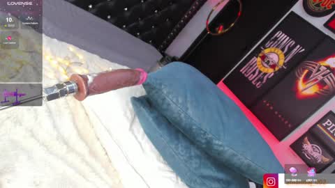 amandajoness  online show from 12/22/24, 06:48