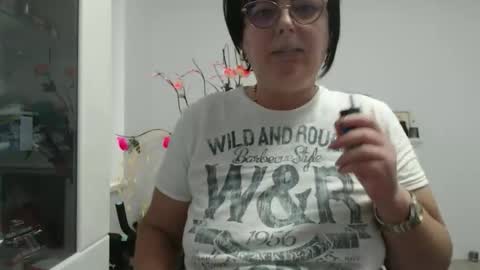 Snapshot of amandamuller1982 chatting on 11/23/25, 07:19 Anda online show from 11/23/25, 07:19