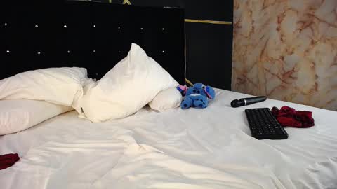 Snapshot of amandarobers chatting on 12/18/24, 08:57 Amanda Robers online show from 12/18/24, 08:57