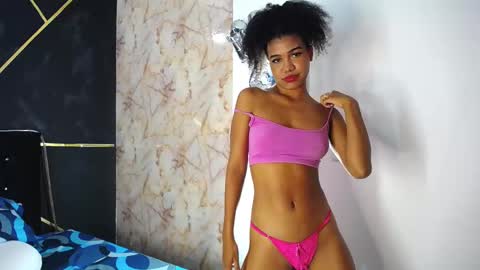 Snapshot of amandarobers chatting on 01/03/25, 11:33 Amanda Robers online show from 01/03/25, 11:33