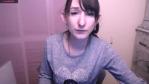 Snapshot of amandasentin chatting on 12/13/24, 05:00 Amanda online show from 12/13/24, 05:00