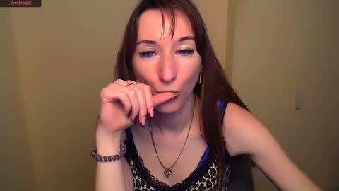 Snapshot of amandasentin chatting on 03/02/25, 12:01 Amanda online show from 03/02/25, 12:01