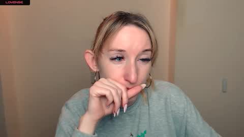 Snapshot of amandasentin chatting on 09/16/25, 07:53 Amanda online show from 09/16/25, 07:53