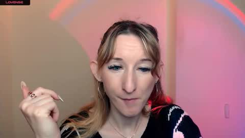 Snapshot of amandasentin chatting on 09/20/25, 08:15 Amanda online show from 09/20/25, 08:15