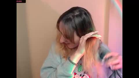 Snapshot of amandasentin chatting on 10/01/25, 08:20 Amanda online show from 10/01/25, 08:20