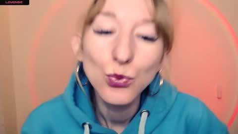 Snapshot of amandasentin chatting on 10/08/25, 07:50 Amanda online show from 10/08/25, 07:50