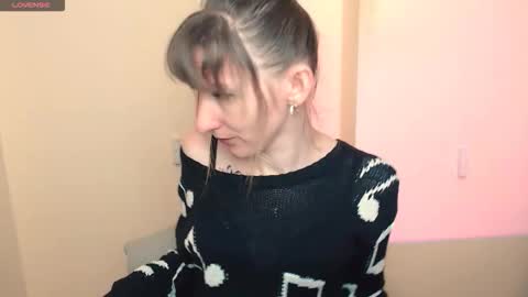 Snapshot of amandasentin chatting on 03/17/26, 06:28 Amanda online show from 03/17/26, 06:28