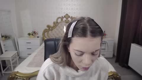 Snapshot of amandaswanson chatting on 10/22/25, 06:46 AmandaTop online show from 10/22/25, 06:46