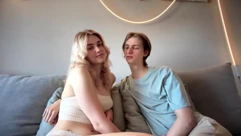 Snapshot of amandatalk chatting on 09/24/25, 04:49 amandatalk online show from 09/24/25, 04:49