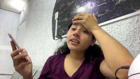 Snapshot of amany_r chatting on 03/09/25, 06:06 amany_r online show from 03/09/25, 06:06