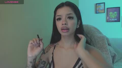 Snapshot of amapola_666 chatting on 01/13/25, 12:24 Ama online show from 01/13/25, 12:24