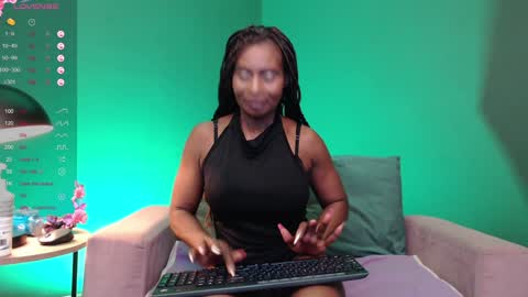 luna online show from 12/21/24, 12:27