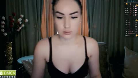 Snapshot of amara_campbell chatting on 12/14/25, 04:29 amara campbell online show from 12/14/25, 04:29