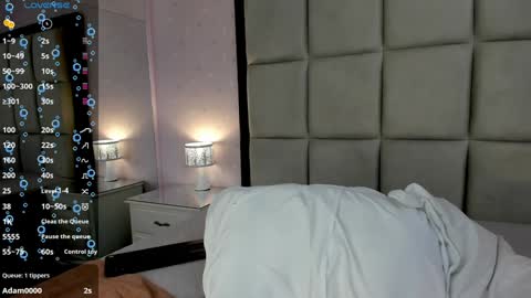 Snapshot of amara_grant chatting on 01/11/25, 06:44 Amara Grant online show from 01/11/25, 06:44