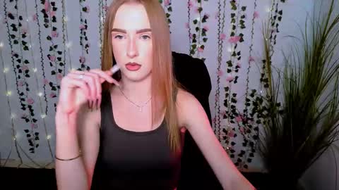 amara_shine online show from 09/11/25, 12:49
