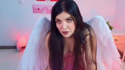 Amara Vega  online show from 02/15/25, 01:38