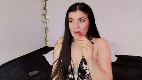 Amara Vega  online show from 05/24/26, 03:06