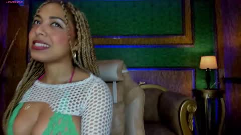 Snapshot of amarafire chatting on 09/22/25, 12:29 Amara Fire Online 700 to 1400 GTM-5 online show from 09/22/25, 12:29