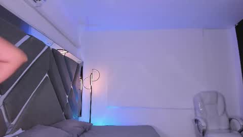 Snapshot of amaralewis chatting on 06/12/26, 12:48 AMARA online show from 06/12/26, 12:48