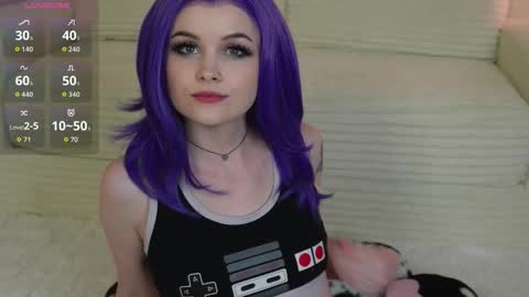 Snapshot of amaramoonglow chatting on 11/20/25, 11:15 Amara online show from 11/20/25, 11:15