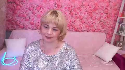 Sofia online show from 06/10/26, 07:02
