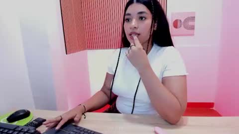 Snapshot of amaranta_blake chatting on 08/05/26, 08:22 AMARANTA online show from 08/05/26, 08:22