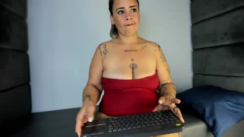 amarantha_hans online show from 01/25/25, 10:39