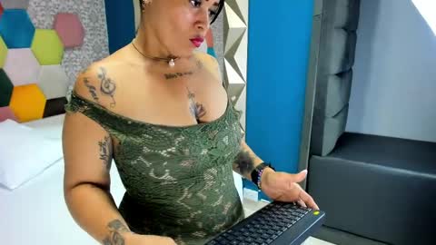 amarantha_hans online show from 02/21/25, 07:43