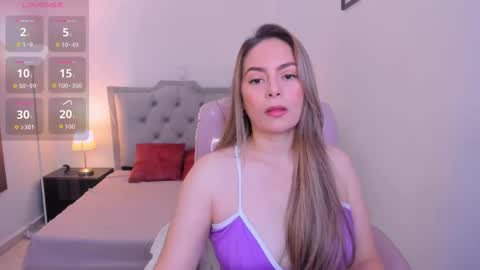 Sofia online show from 09/18/25, 01:35