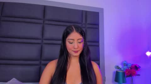 amaranttaylunay online show from 03/19/26, 07:51