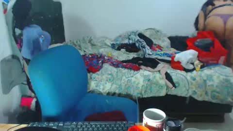 Snapshot of amararoberts08 chatting on 09/26/25, 04:38 Amara Julia online show from 09/26/25, 04:38