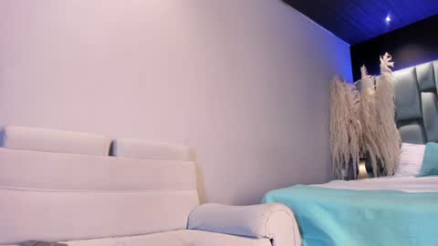 Emily online show from 01/04/25, 11:22