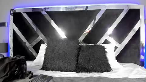 Emily online show from 01/14/25, 11:20