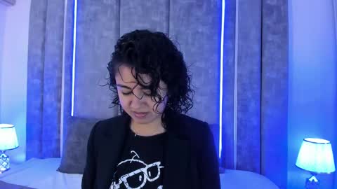 Emily online show from 03/07/25, 11:40