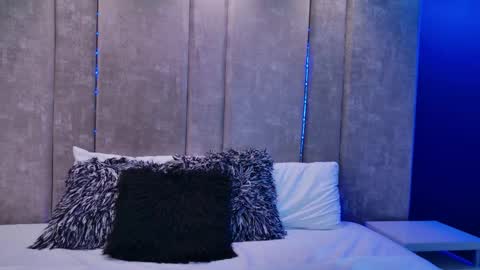 Emily online show from 09/27/25, 11:26